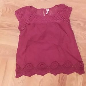 Short sleeve lace top